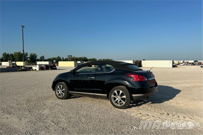 Nissan Murano CrossCabriolet AWD SUV Avtomobili
