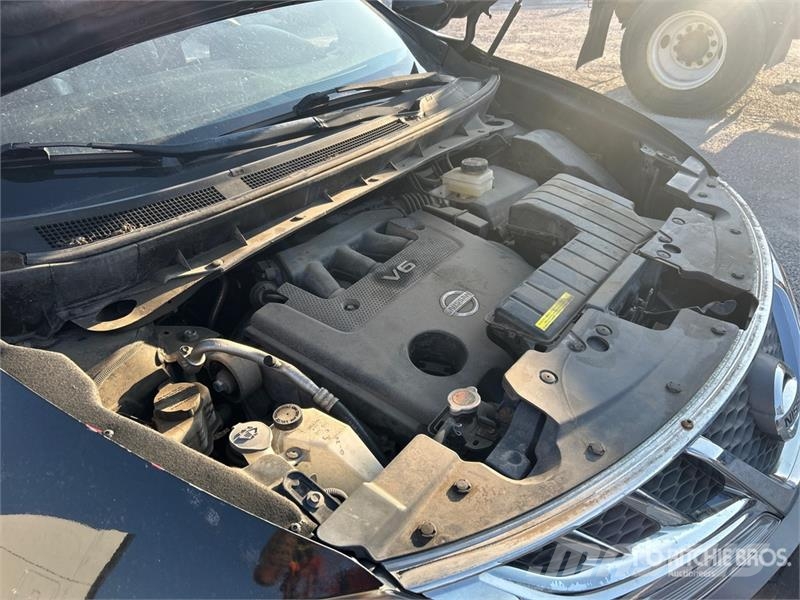 Nissan Murano CrossCabriolet AWD SUV Avtomobili