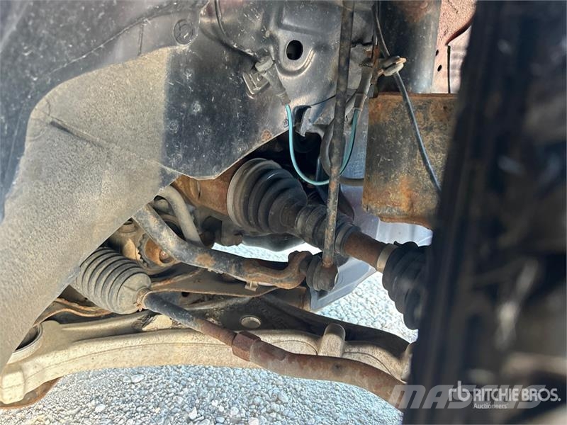 Nissan Murano CrossCabriolet AWD SUV Avtomobili