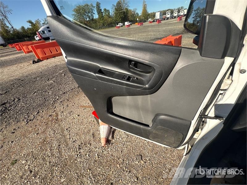 Nissan NV200 Dostavna vozila / kombiji