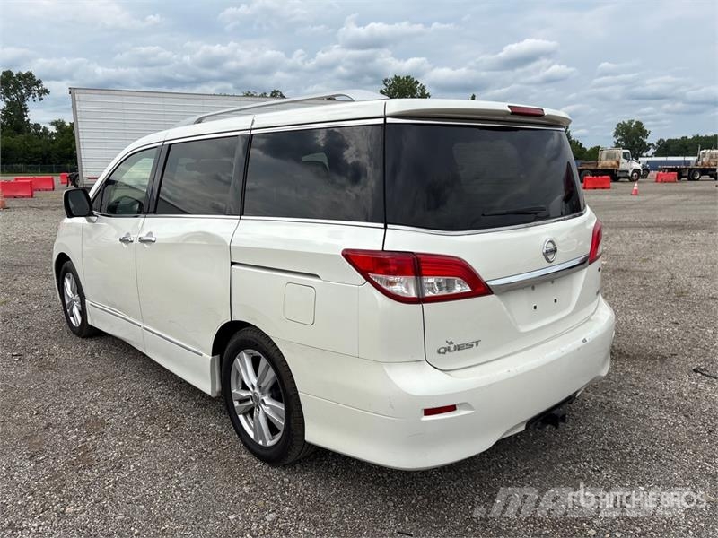 Nissan Quest Minivan (Inoperable) Kistehergépjárművek