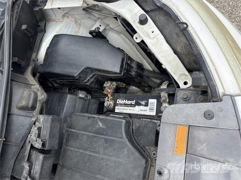 Nissan Quest Minivan (Inoperable) Kistehergépjárművek
