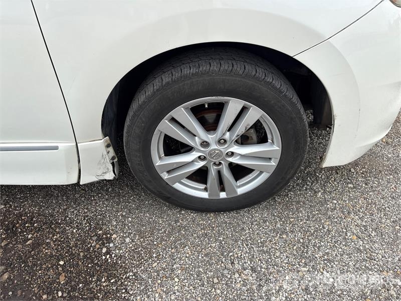 Nissan Quest Minivan (Inoperable) Kistehergépjárművek
