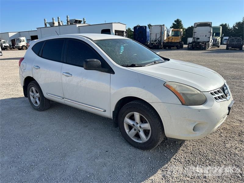 Nissan Rogue 2WD SUV Sõiduautod
