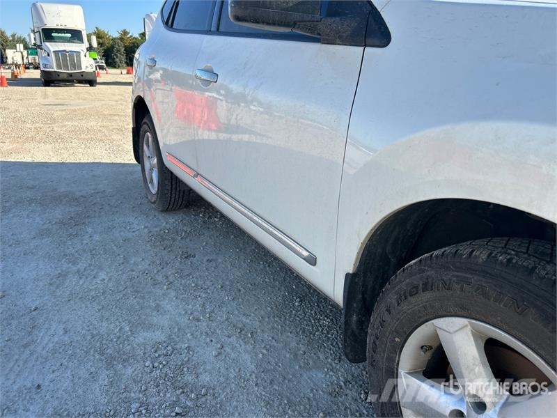 Nissan Rogue 2WD SUV Sõiduautod