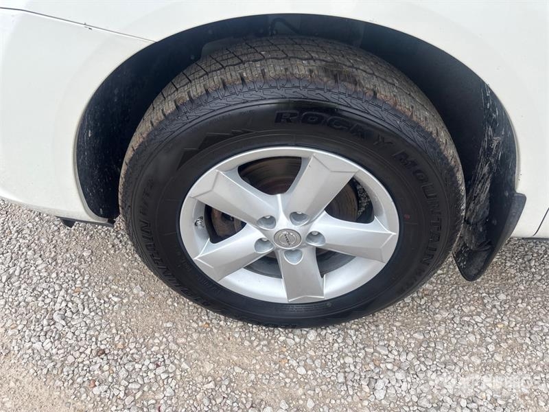 Nissan Rogue 2WD SUV Voiture