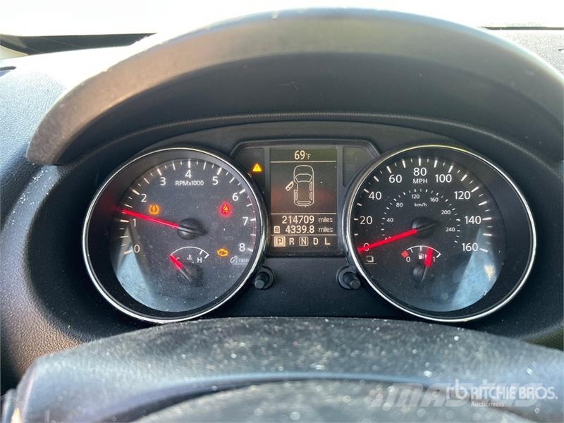 Nissan Rogue 2WD SUV Sõiduautod