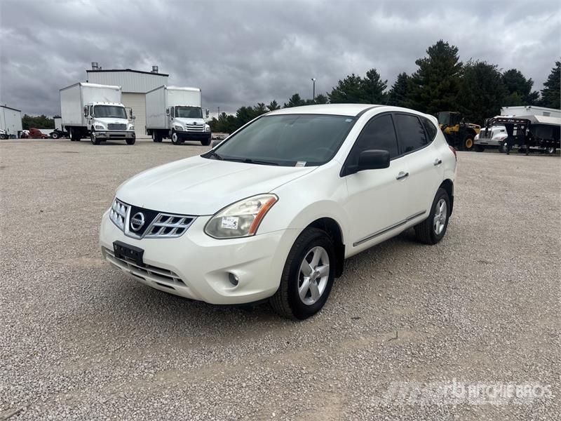Nissan Rogue 2WD SUV Voiture