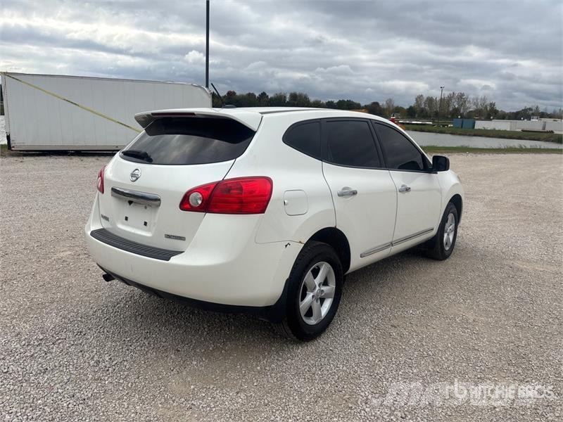 Nissan Rogue 2WD SUV Voiture