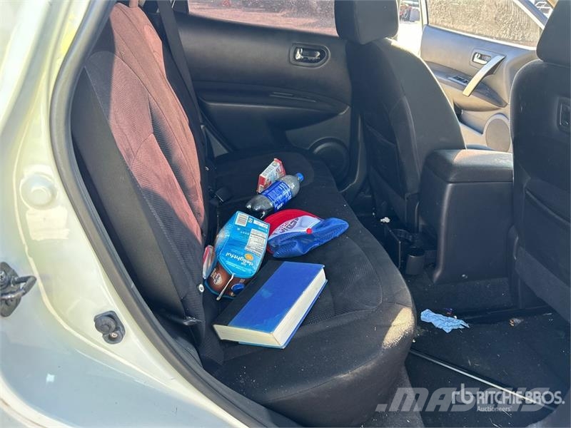 Nissan Rogue 2WD SUV Sõiduautod