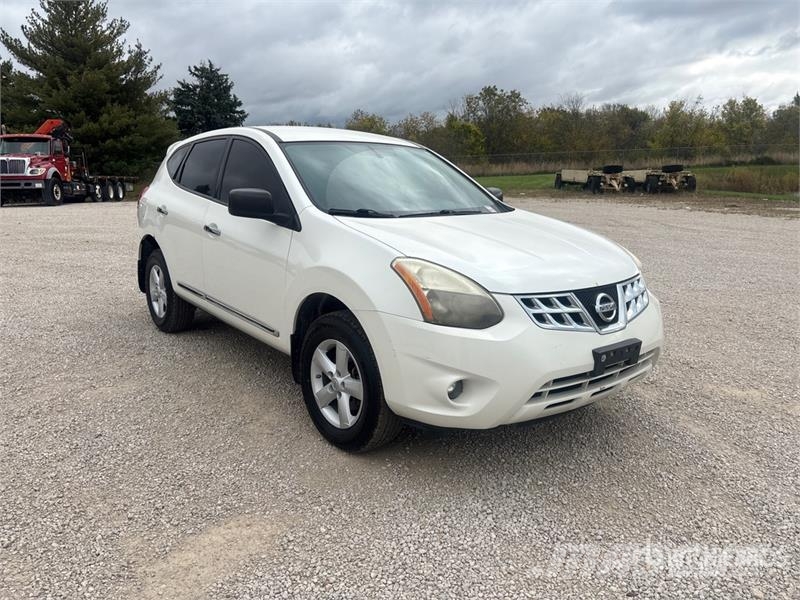 Nissan Rogue 2WD SUV Voiture