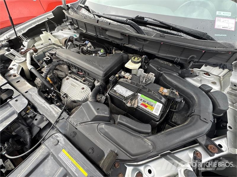 Nissan Rogue AWD SUV Kistehergépjárművek
