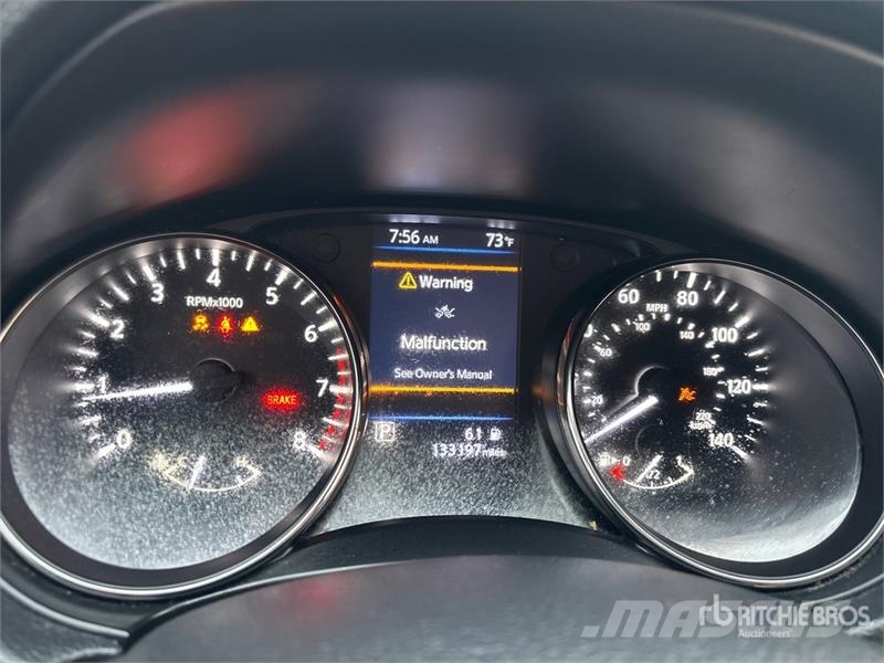 Nissan Rogue AWD SUV Otomobiller