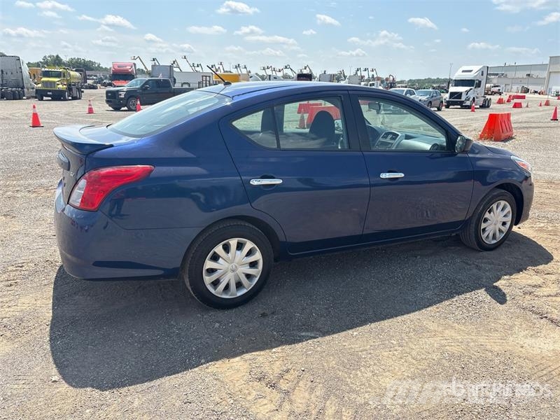 Nissan Versa Automobile Kistehergépjárművek
