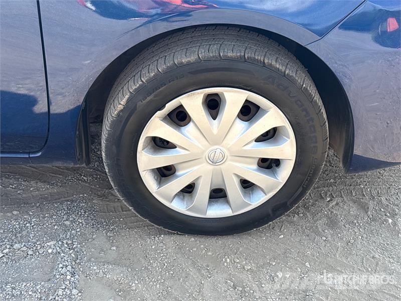 Nissan Versa Automobile Kistehergépjárművek