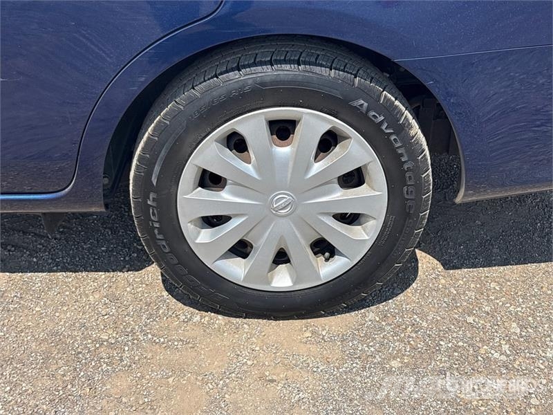 Nissan Versa Automobile Kistehergépjárművek