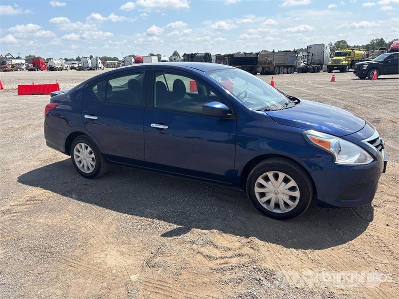Nissan Versa Automobile Kistehergépjárművek