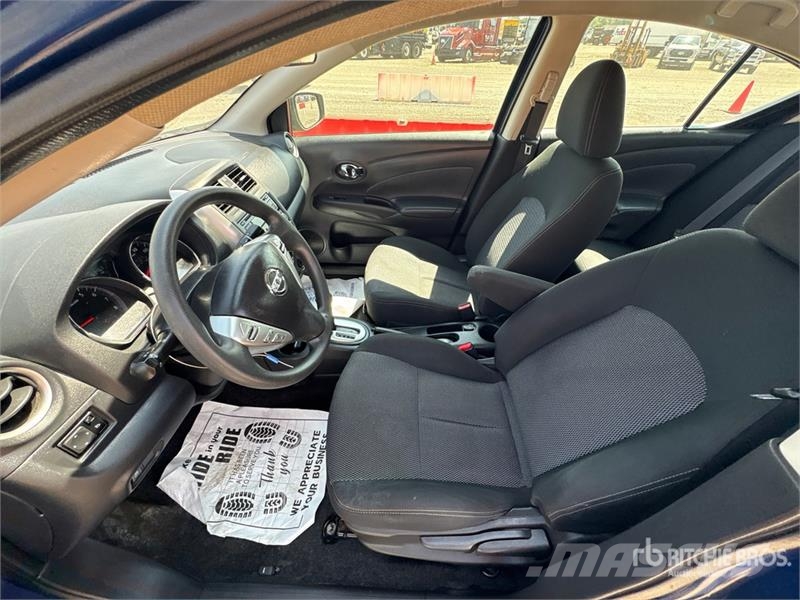Nissan Versa Automobile Kistehergépjárművek