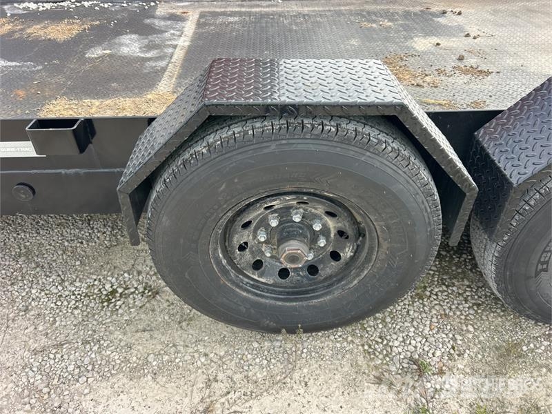  Novae 24 ft Tri/A Equipment Trailer Autovežių priekabos