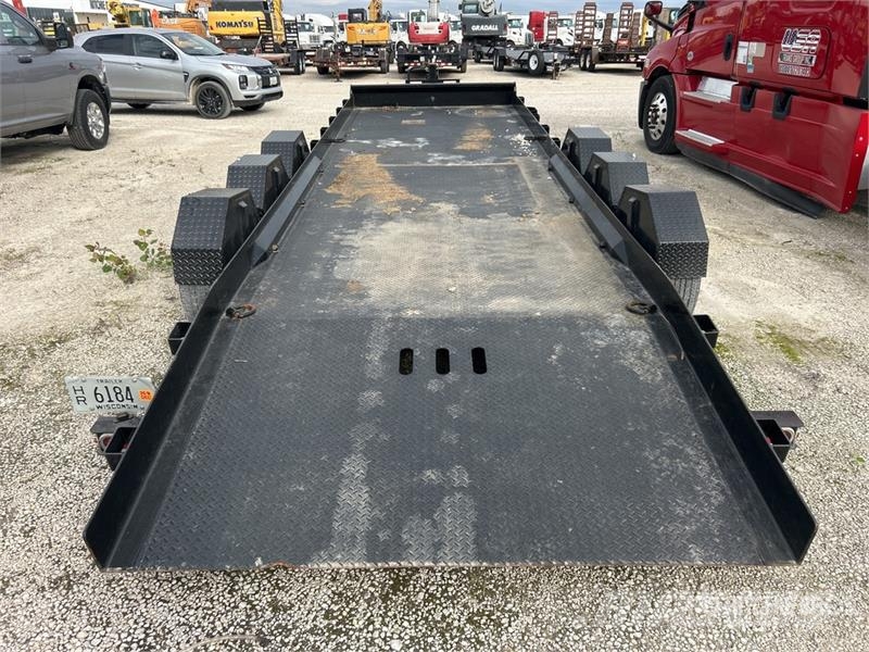  Novae 24 ft Tri/A Equipment Trailer Autovežių priekabos