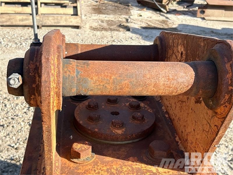 NPK C-6B 30 in Plate Compactor Attachment Plate compactors