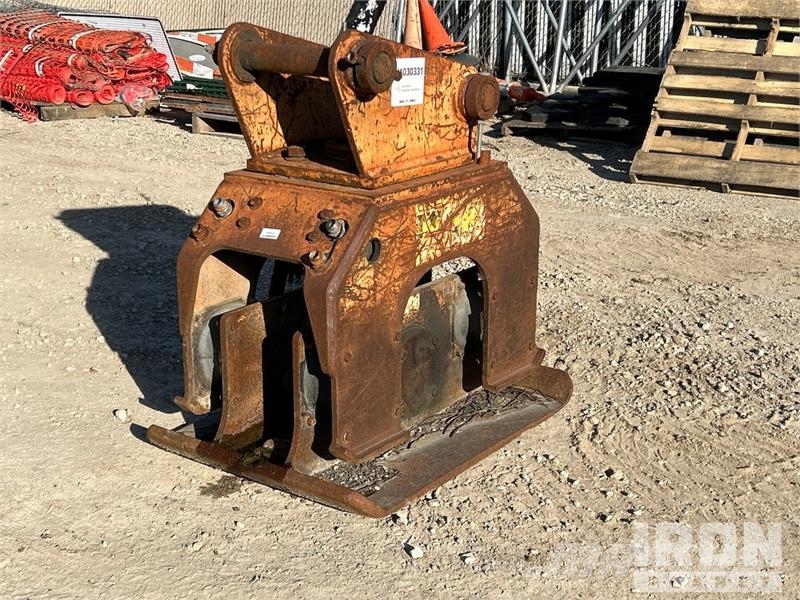 NPK C-6B 30 in Plate Compactor Attachment Plate compactors