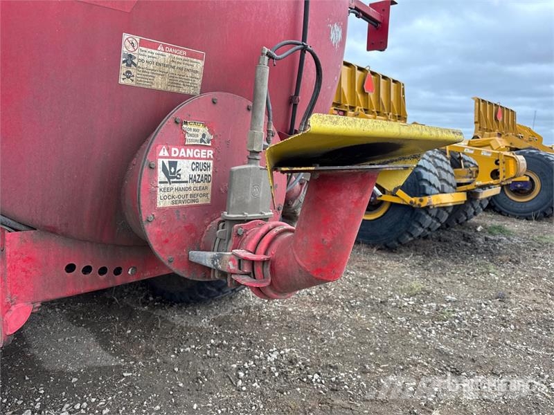 Nuhn VM6525 Liquid T/A Manure Spreader Rozrzutnik obornika