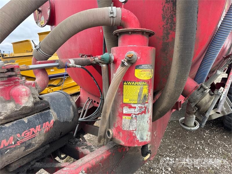 Nuhn VM6525 Liquid T/A Manure Spreader Rozrzutnik obornika