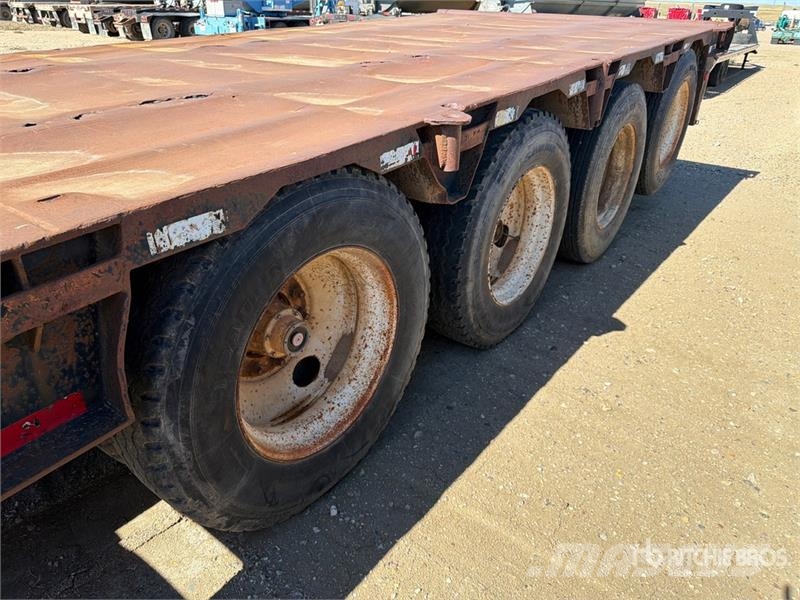 Nuttal 460LB 52 ft Quad/A Step Deck Trailer Nízko rámové nákladné automobily