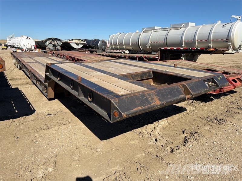  Nuttal 58 ft Quad/A Step Deck Trailer Nízko rámové nákladné automobily