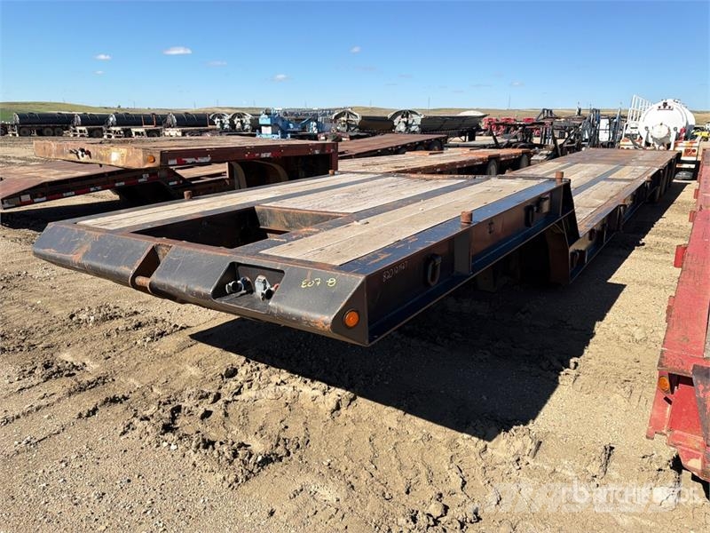  Nuttal 58 ft Quad/A Step Deck Trailer Nízko rámové nákladné automobily