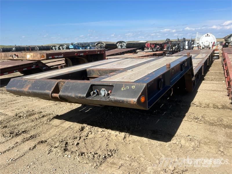 Nuttal 58 ft Quad/A Step Deck Trailer 低架裝載車