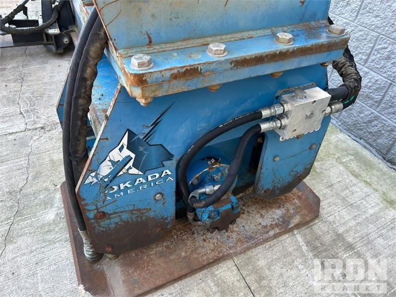 Okada OAC300 Kompaktory