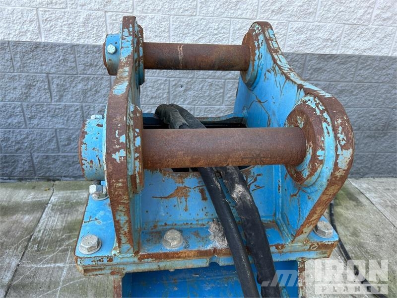 Okada OAC300 Kompaktory