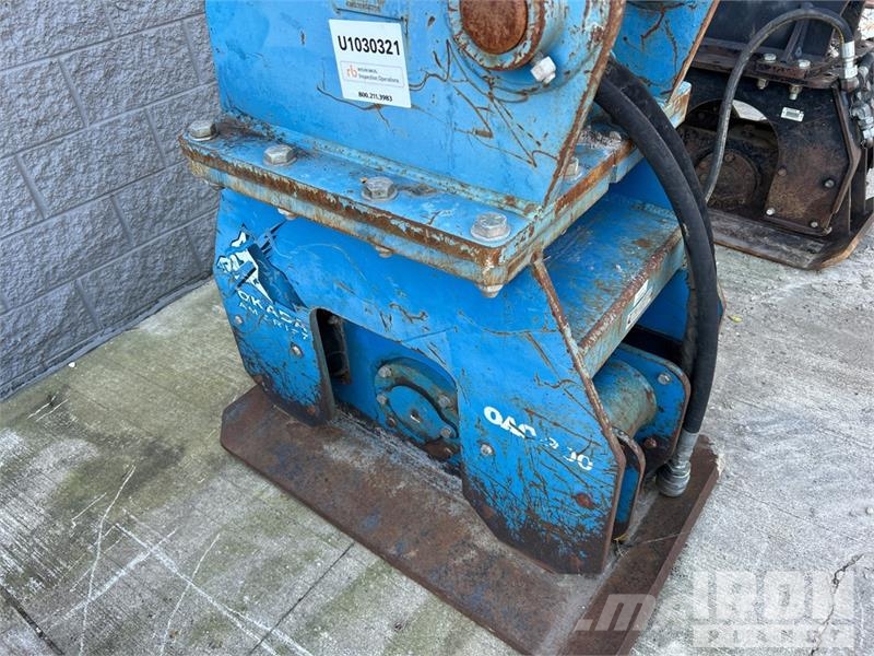 Okada OAC300 Kompaktory