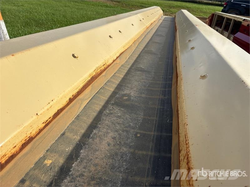 Olson 40 in x 30 ft Portable Stackable Conveyor 其他