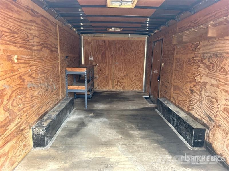 Pace American American CS816TA2 16 ft T/A Enclosed Trai Furgons