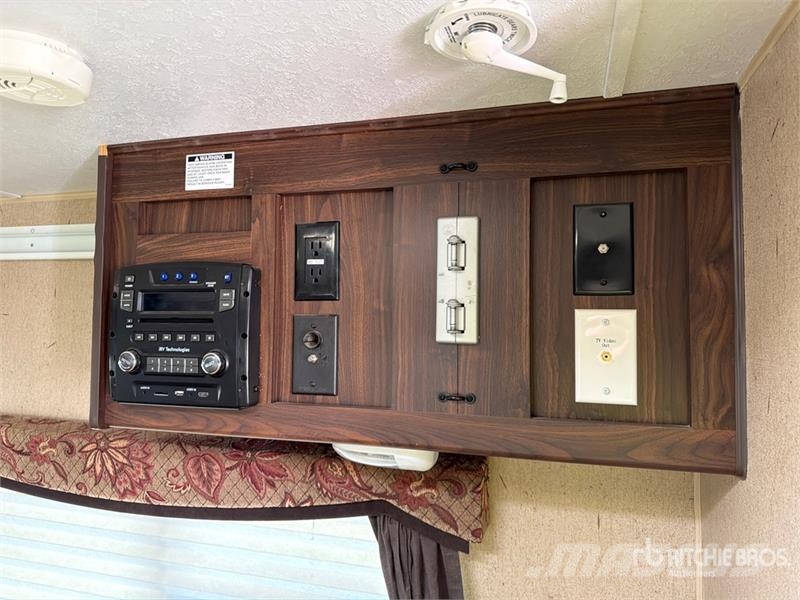  Palamino 21 ft T/A Travel Trailer Інші причепи