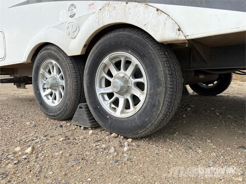  Palamino 21 ft T/A Travel Trailer Інші причепи
