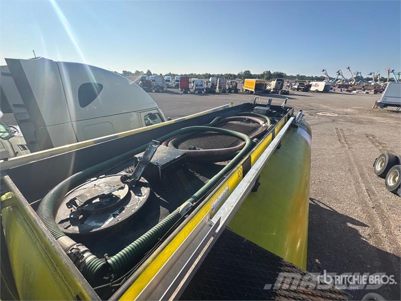 Peterbilt 330 Cabinas