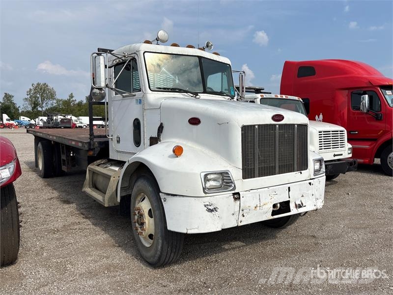 Peterbilt 330 Грузовики-платформы/боковая разгрузка