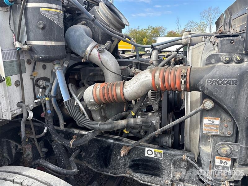 Peterbilt 330 Camiones botelleros