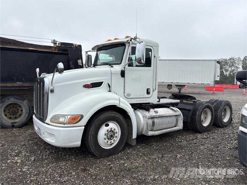 Peterbilt 330 Sadulveokid