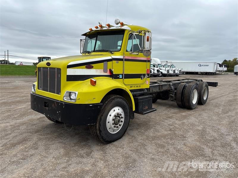 Peterbilt 330 Cabines e interior