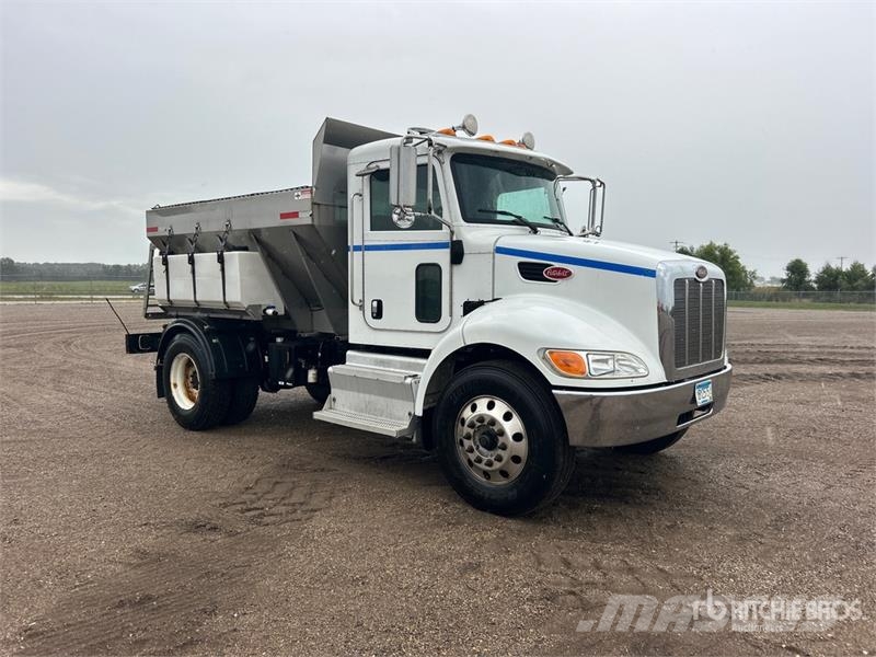 Peterbilt 337 Camions et véhicules municipaux