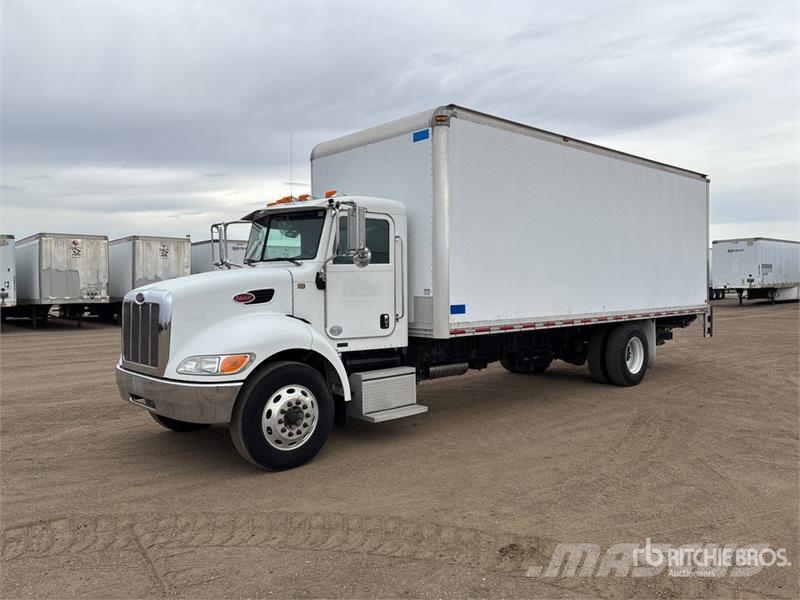 Peterbilt 337 Kofferaufbau
