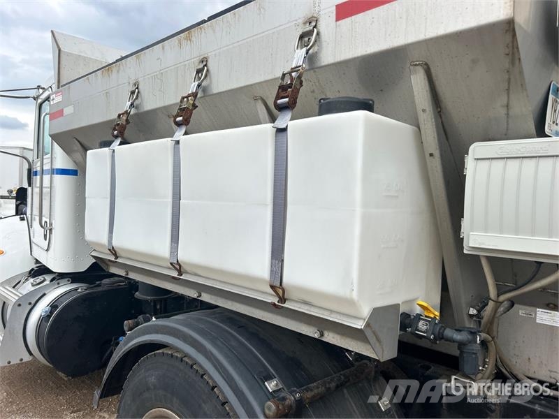 Peterbilt 337 Kommunal-Sonderfahrzeuge