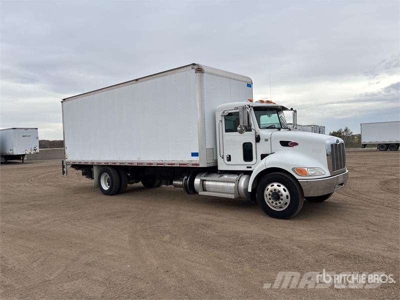 Peterbilt 337 Kofferaufbau