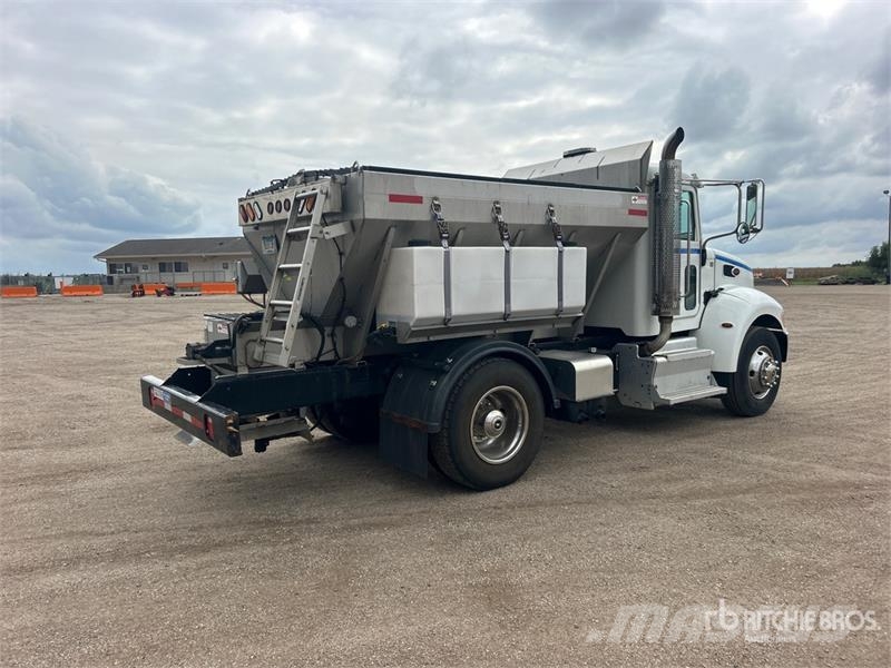 Peterbilt 337 Kommunal-Sonderfahrzeuge