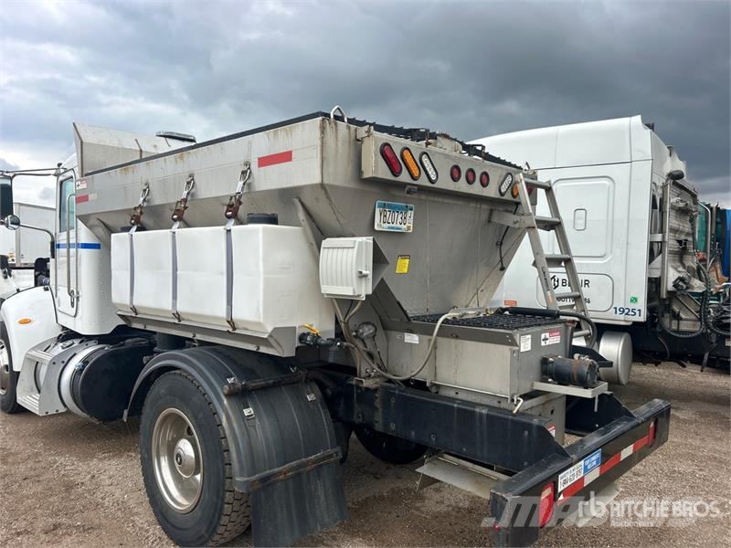 Peterbilt 337 Kommunal-Sonderfahrzeuge